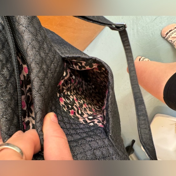 Vera Bradley Crossbody - Picture 7 of 9